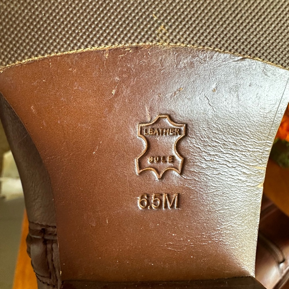 Tory Burch Kieran gold logo brown leather tall equestrian/riding boots. Size 6.5 - Picture 14 of 15